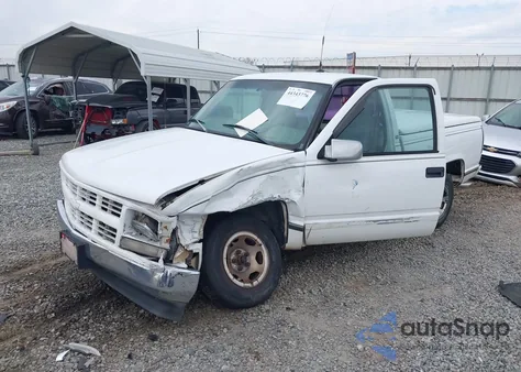 1998 Chevrolet C1500 Fleetside W/T z USA, uszkodzony, nr VIN 1GCEC14W1WZ279013